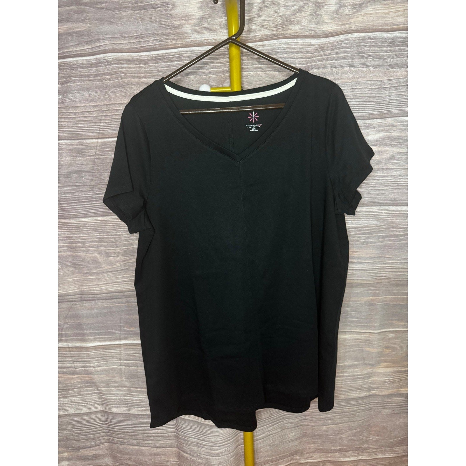 Isaac Mizrahi Live Essentials Size XL Black V Neck Tunic Shirt