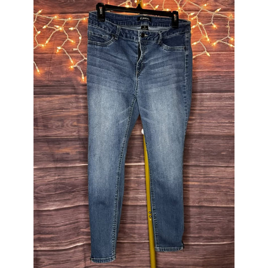 Women's D.Jeans Size 12 (25" inseam) Relax Fit w/ Ankle Hem Zippers