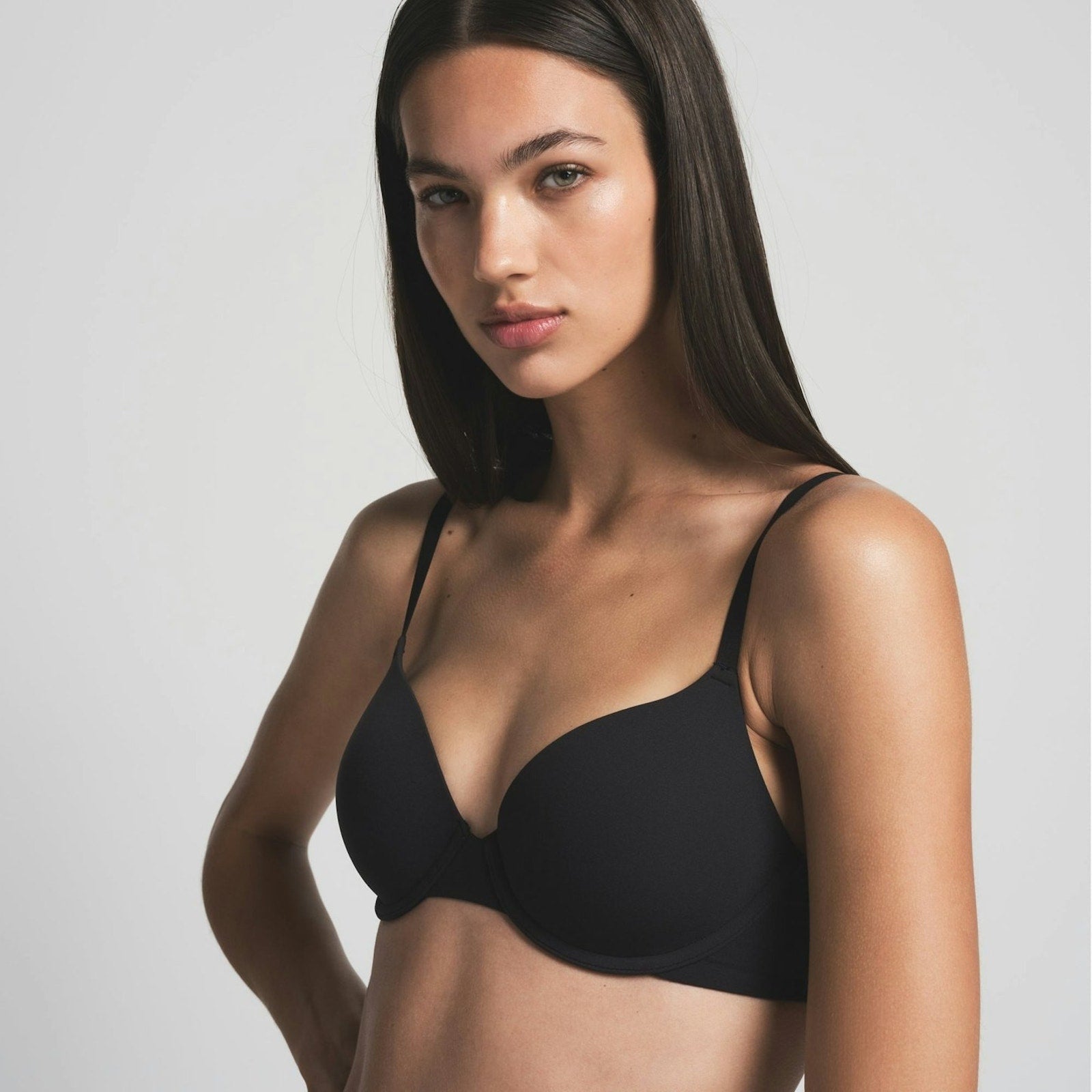 SKIMS Fits Everybody Size 34C Onxy (Black) T-Shirt Bra